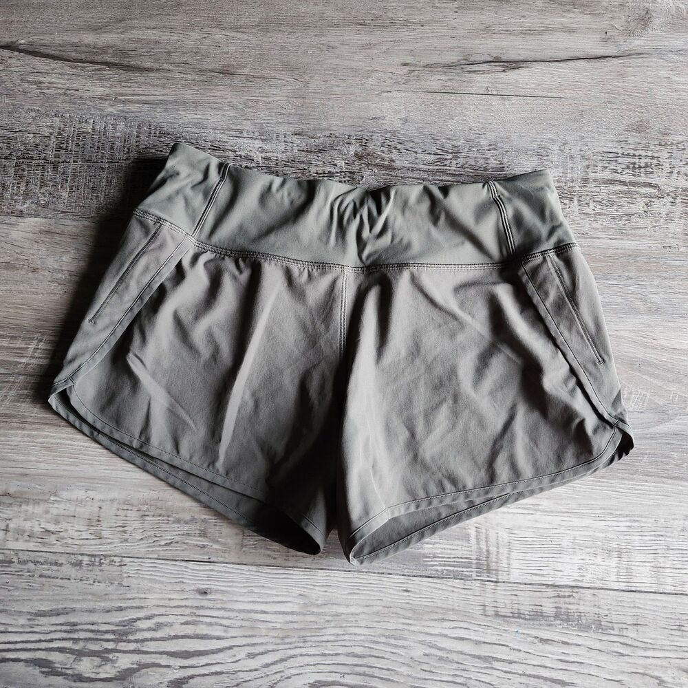 (S) CRZ Yoga shorts